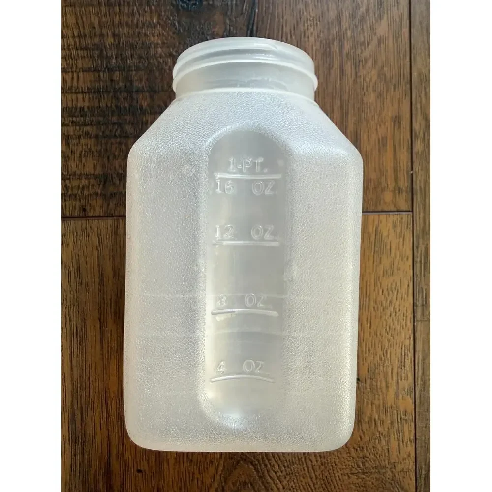 Vintage Rubbermaid Servin Saver 16oz Bottle Flip Top Lid